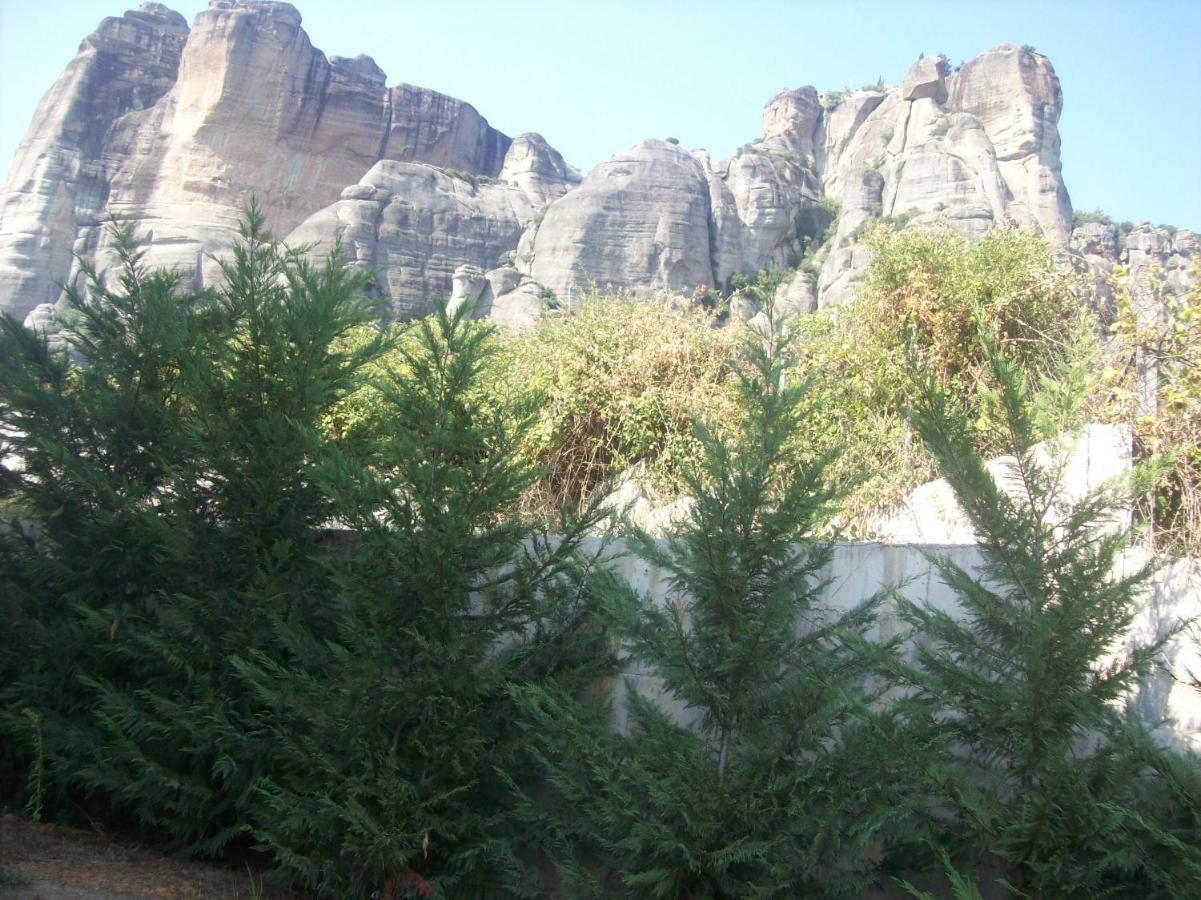 Villa Under Meteora Kalambaka Exterior photo