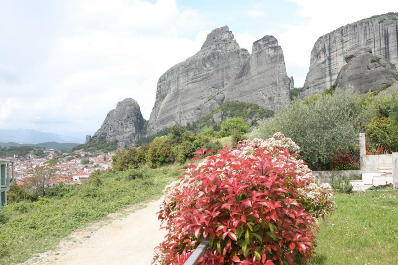 Villa Under Meteora Kalambaka Exterior photo